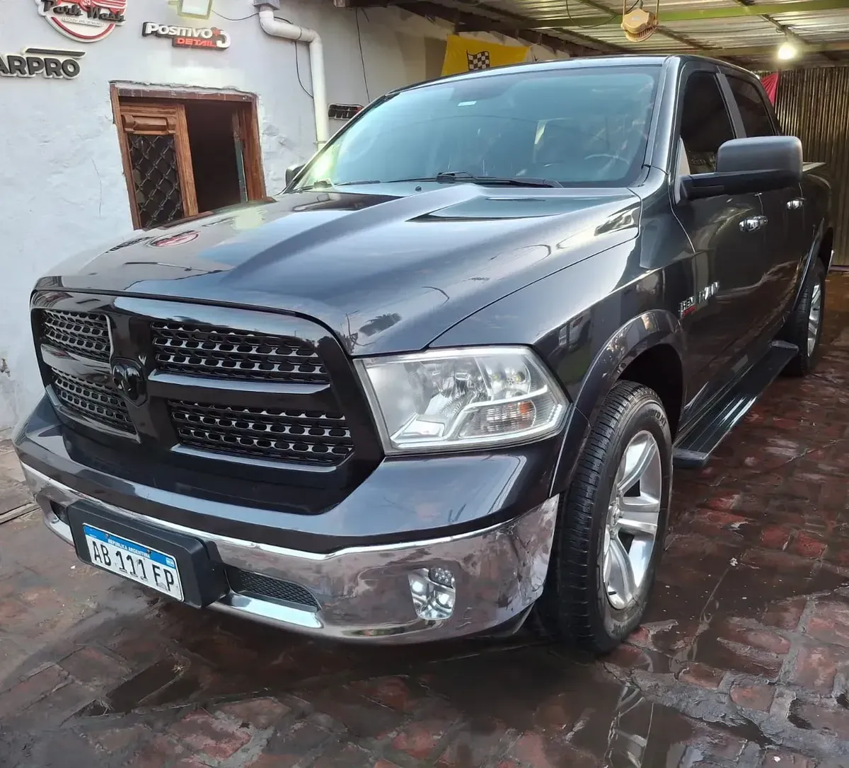 RAM 1500 5.7 Laramie Atx V8