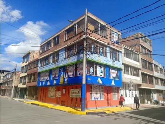Venta Casa Esquinera En Valladolid Kennedy
