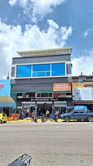 Local En Alquiler C.c. Princesa Mall /im