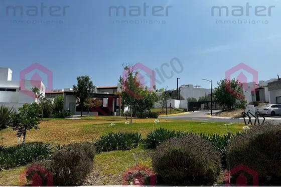 Terreno En Venta En El Condado Corregidora, Qro. ¡invierte Ahora Y Construye Tu Hogar!