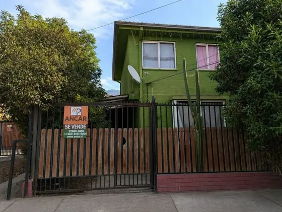 Casa Pasaje Colliguay 3 Dorm, Larapinta