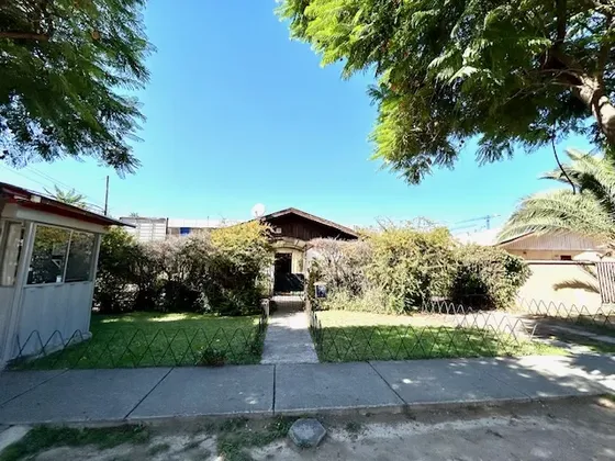 Venta Casa 4h,2b - Gran Terreno - V. Makenna Metro Trinidad
