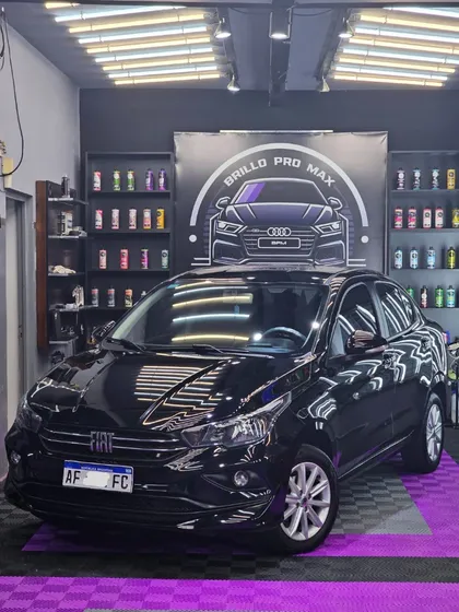 Fiat Cronos 1.3 Drive Cvt