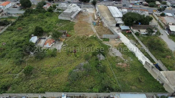 Milagros Inmuebles Terreno Venta Barquisimeto Lara Zona Norte Tamaca Economica Residencial Economico Comercial Código Inmobiliaria Rent-a-house  24-20884