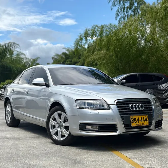 Audi A6 2.8 V6 Multitronic Lujo