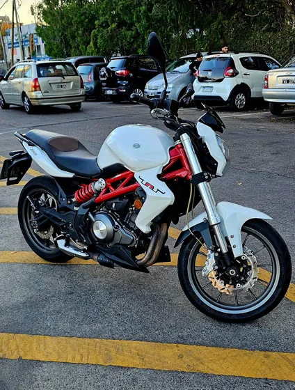 Benelli Tnt 300 2020 Blanca