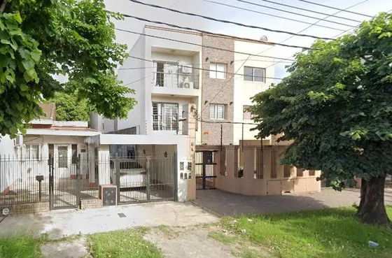 Departamento En Venta - 1 Dormitorio 1 Baño 1 Cochera -  Merlo