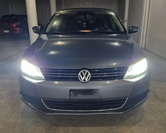 Volkswagen Jetta 2.5 Style Tiptronic At
