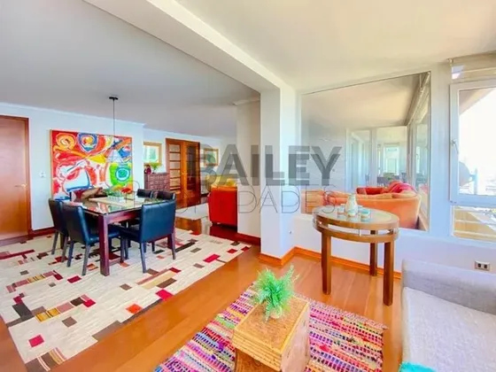 Departamento En Venta De 5 Dorm. En Viña Del Mar