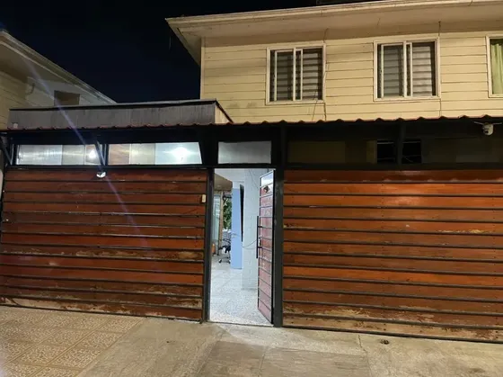 Se Vende Casa 3d Y 2b En La Hacienda De Renca