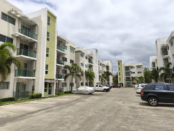 Apartamento En Venta En Un 4to Nivel En Llanos De Gurabo Wpa165