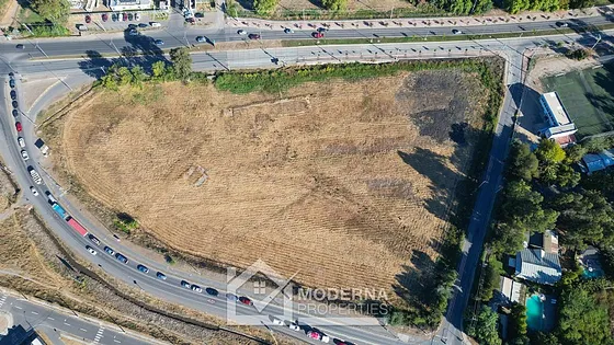 Sitio En Lircay Con Circunvalación De 15800 M2