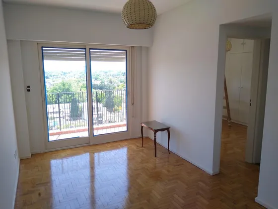 Departamento En  Frente A La Plaza De Escobar