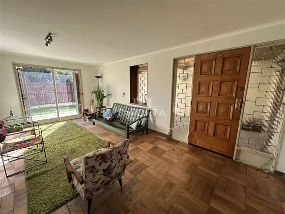 Casa Familiar / Para Remodelar / Patio Interior 