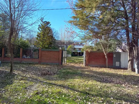 Casa Quinta Con Pileta En Alquiler