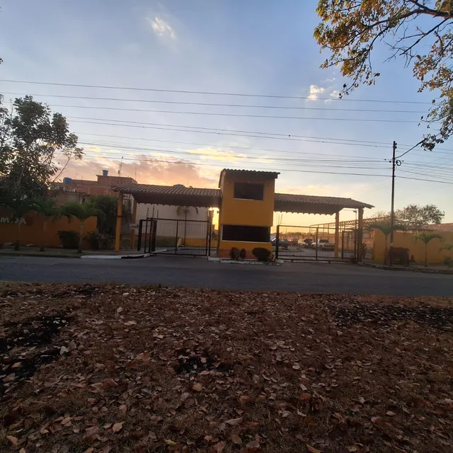 Townhouse En Calicanto,  Tierranueva Conjunto Residencial Altamira Cod. Indith-293