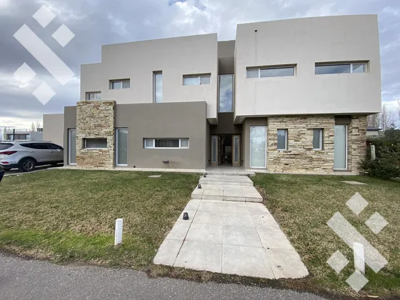 Casa En  Barrio Privado Sauces Del Limay