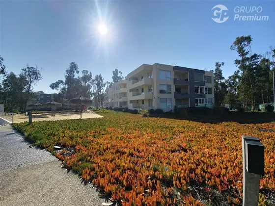 Departamento En Venta De 2 Dorm. En Algarrobo
