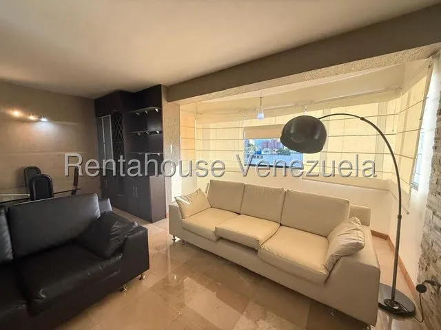 Daniela Linarez Alquila Apartamentos En Nueva Segovia Barquisimeto Posee 118m2 Amoblado Conectado A Planta Electrica Acabados Modernos Y Todos Los Servicios Basicos                                    