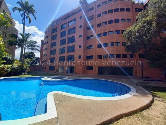 Rentahouse Vende Lujoso Apto En Sebucán. #24-16874 Ao*
