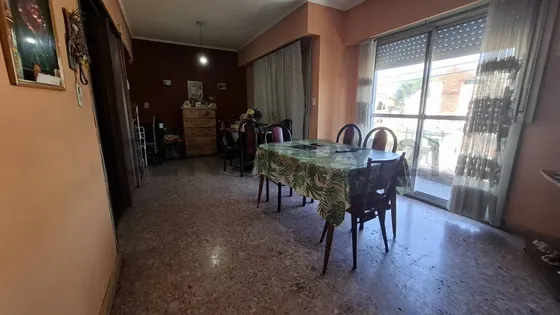 Venta De Ph 3 Ambientes En Banfield, Lomas De Zamora.