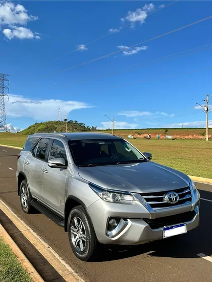 Toyota Sw4 2.7 Sr 5l 4x2 Flex Aut. 5p