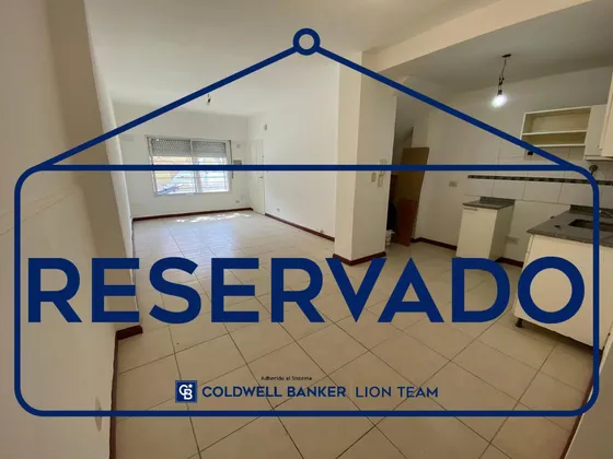 Venta Permuta Ph En Barracas Apto Credito Dos Ambientes  Sin Expensas Con Patio