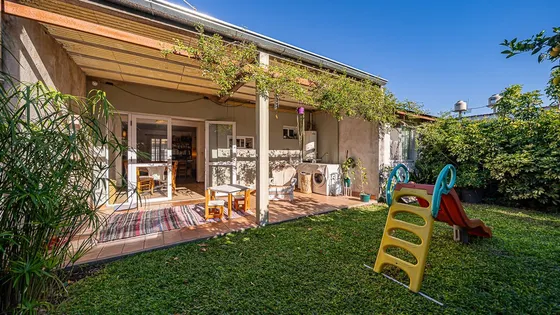 Venta Casa 3 Ambientes Altos De Podesta Jardin