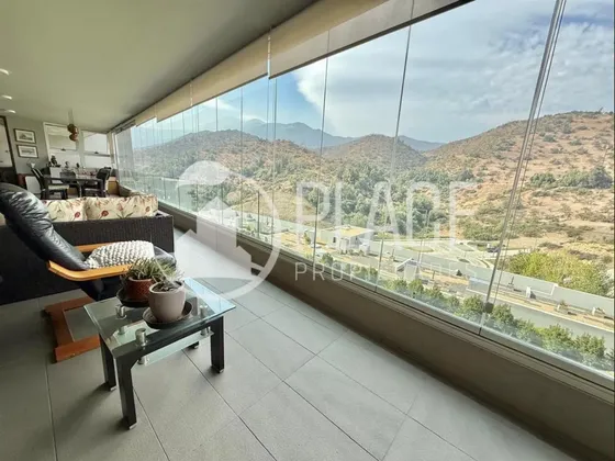 Amplio Depto En Venta / 3d + Servicios Con Vista, La Deh