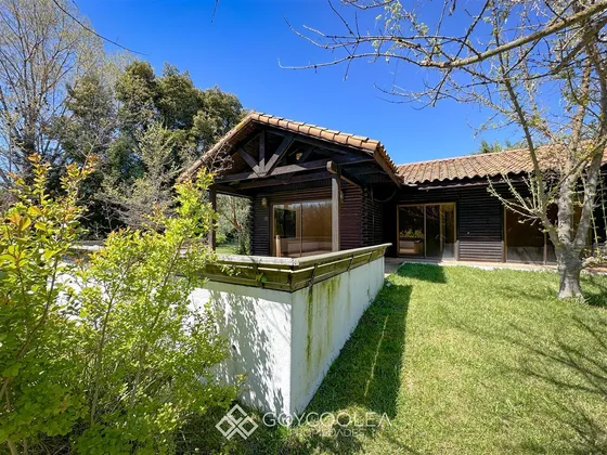 Casa En Venta De 4 Dorm. En Las Cabras