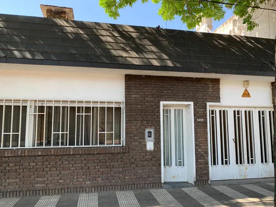 Dueño Vende Casa Barrio Domingo Matheu (es Venta No Alquiler