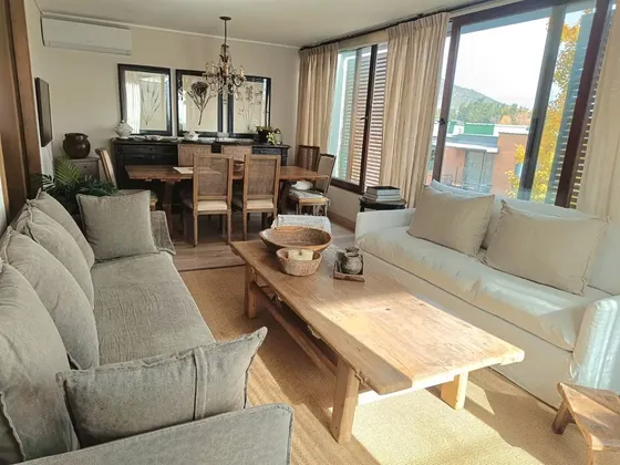 Departamento En Venta De 3 Dorm. En Lo Barnechea