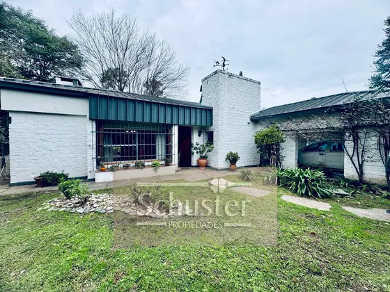 Venta Casa En  El Centro Del Barrio El Trebol Apto Credito