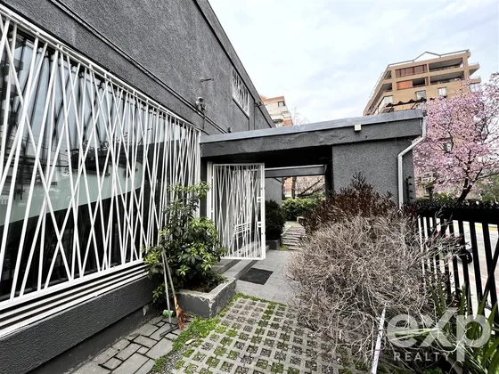 Oficina-jardín Infantil-cafetería En Arriendo En Providencia