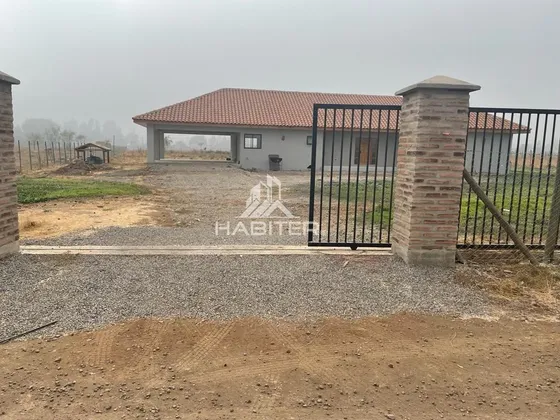Casa En Venta De 3 Dorm. En Teno
