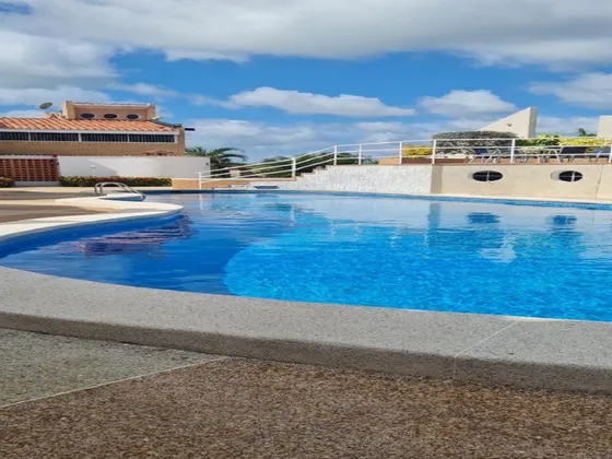 Sky Group Vende Apartamento En Ciudad Flamingo, Conj. Vacacional Los Veleros - Falcón Ina-523