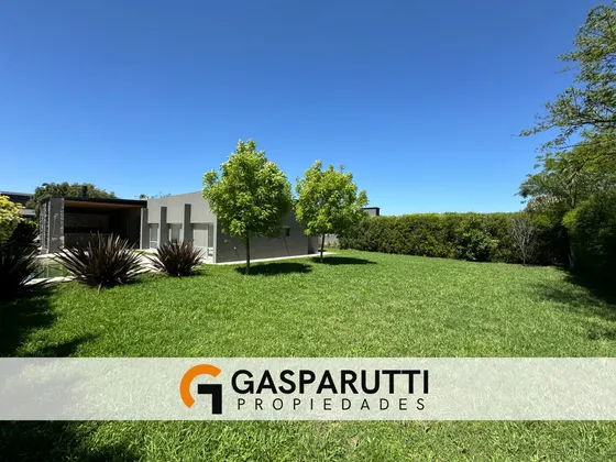 Casa En Venta Con Pileta! Barrio San Matías, Escobar. 
