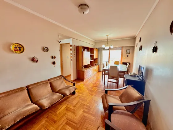 Venta Departamento 4 Ambientes Avellaneda Centro