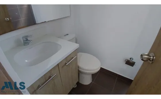 Apartamento En Venta En La Estrella(mls#244029)