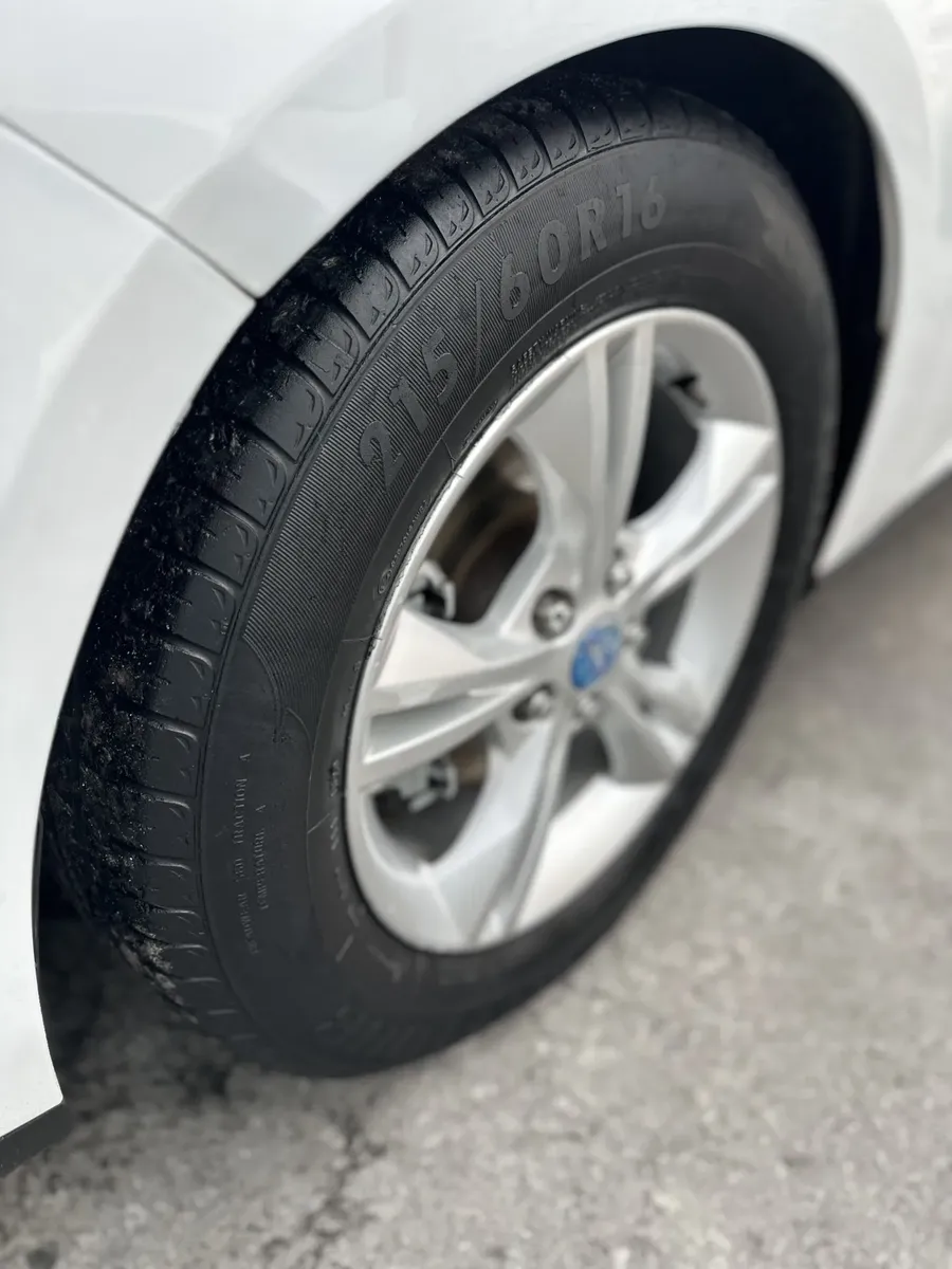 Ford Focus 2013 2.0 Se At