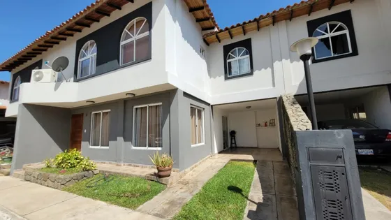 Townhouse En Venta En San Diego Conjunto Residencial Villas Las Josefinas Mcc