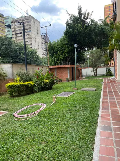 (dc-fm) Se Alquila Apartamento En Mañongo Resd Valle Real .