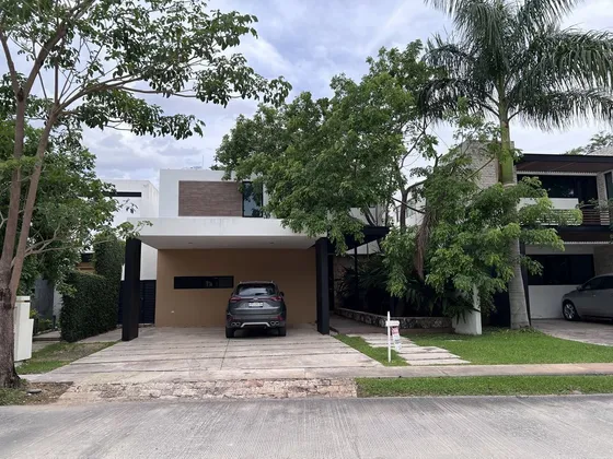 Casa En Renta En Mérida, Privada Parque Central, Cholul (c.3)
