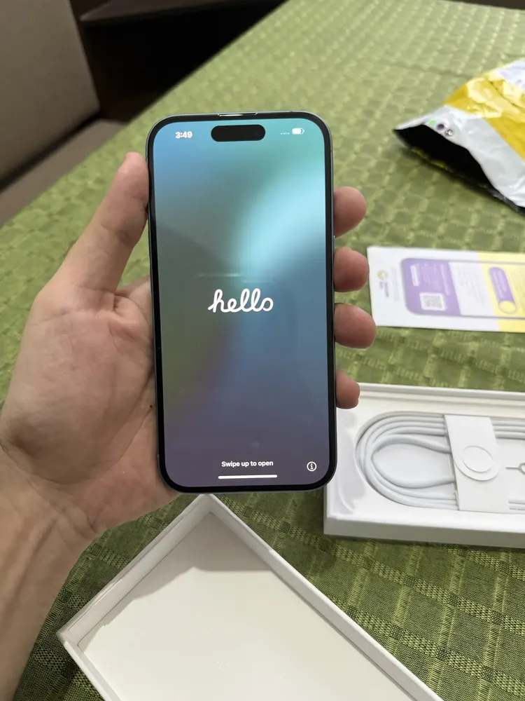 Apple iPhone 16 (256 GB) - Preto - Distribuidor Autorizado