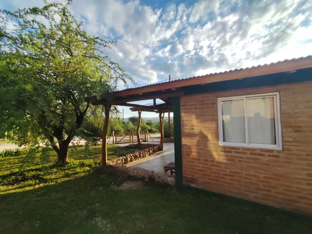Alquiler Casa En Cordoba Con Calefacción Y 2 Habitaciones En Arroyo De Los Patos (nono - Mina Clavero) Valle De Traslasierra . Aire Acondicionado Cf  
