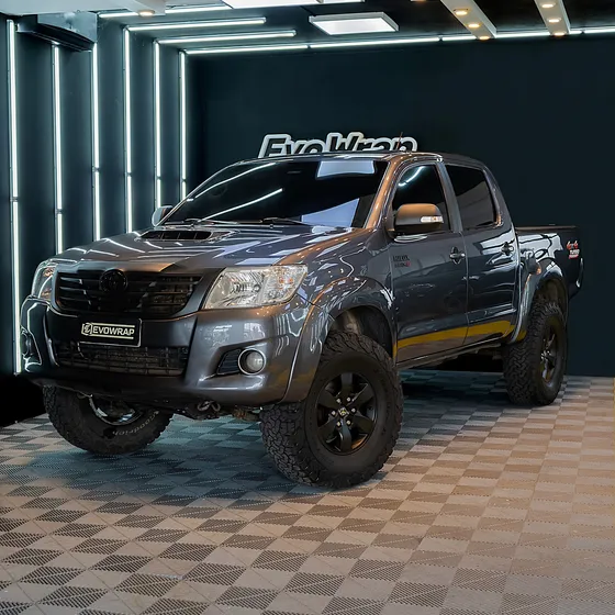 Toyota Hilux 3.0 Cd Srv Tdi 171cv 4x4 - A3