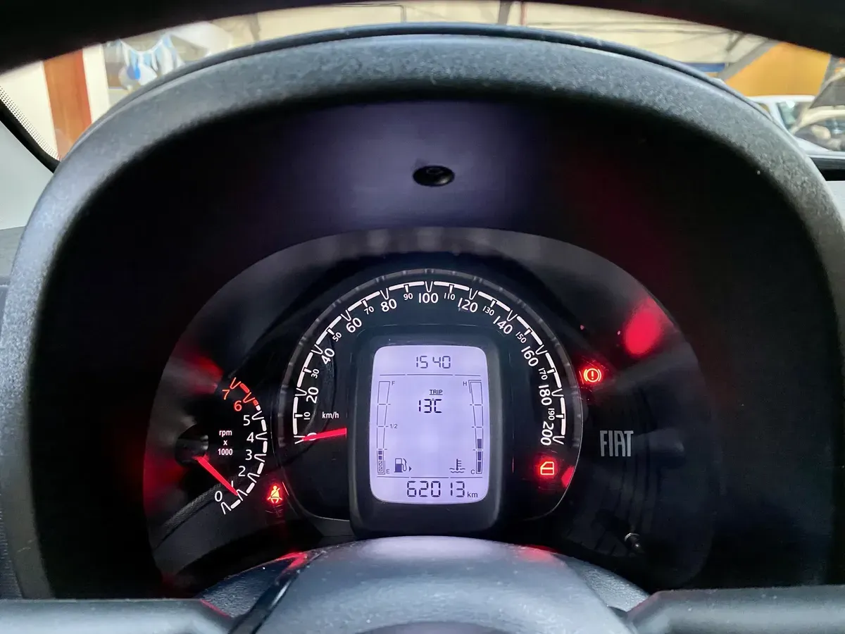 Fiat Mobi 1.0 Like5504057540411596818