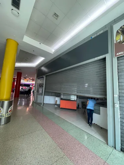 (hl28) Aqluilo Local En San Diego En El Centro Comercial Metropolis 
