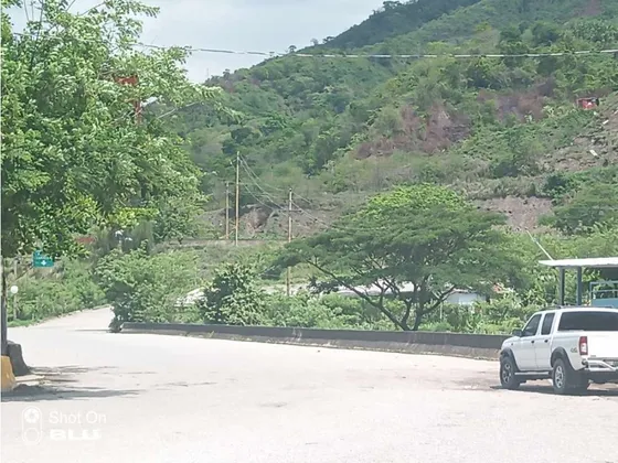 Terreno En Venta O Alquiler 60m², Distribuidor Kempis - Guatire
