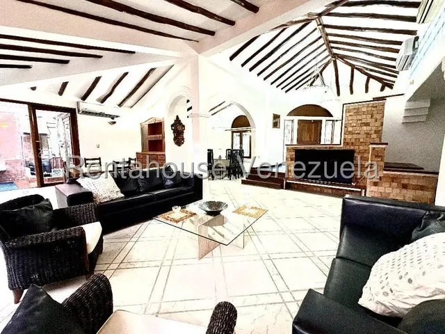 Zulay González Vende Casa Amoblada Con Piscina En Barquisimeto Zona Este Mls 25-11394